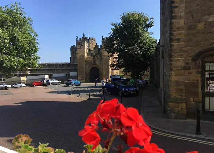 Barbican View - Luxury Apartment Opposite Alnwick Castle