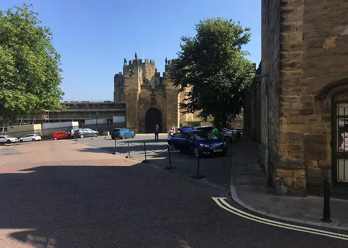 Barbican View - Luxury Apartment Opposite Alnwick Castle